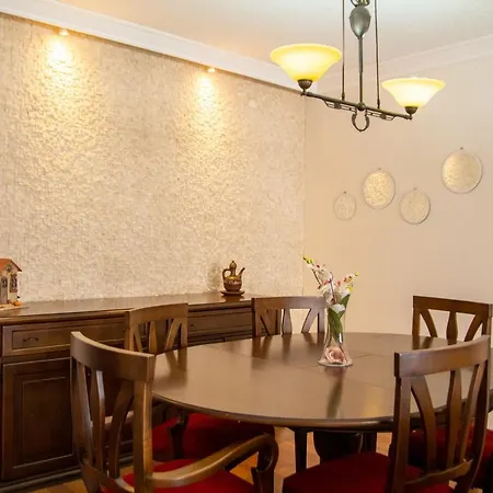Apartment Colorful Flat With Central Location Near Trendy Attractions In Karsiyaka *