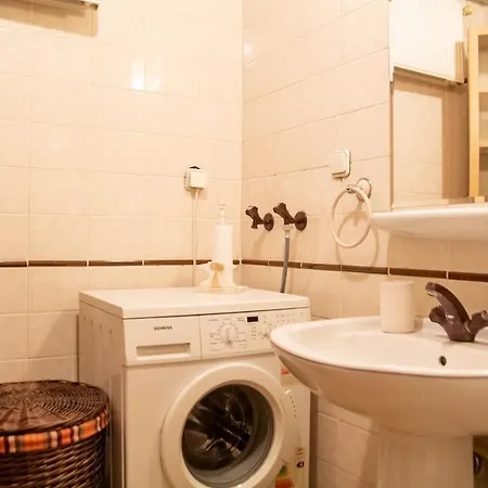 Apartment Colorful Flat With Central Location Near Trendy Attractions In Karsiyaka *