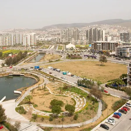 Colorful Flat With Central Location Near Trendy Attractions In Karsiyaka * Izmir